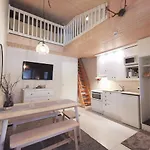 アパート Center, Cozy And Convenient With Sauna