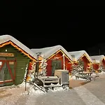Center, Cozy And Convenient With Sauna 列维