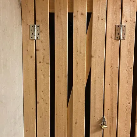Center, Cozy And Convenient With Sauna Apartamento Levi